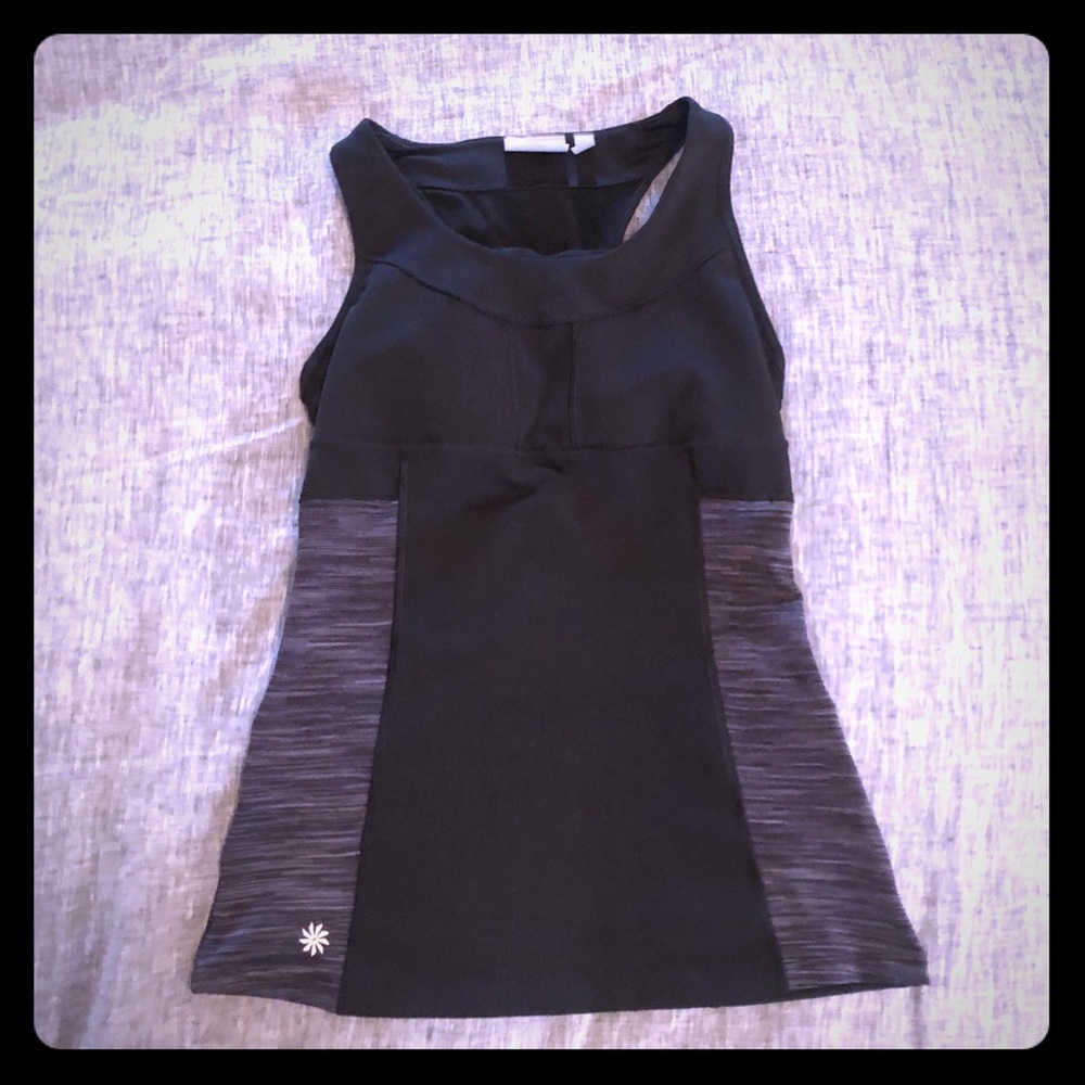 XS Black athleta tank with built in bra